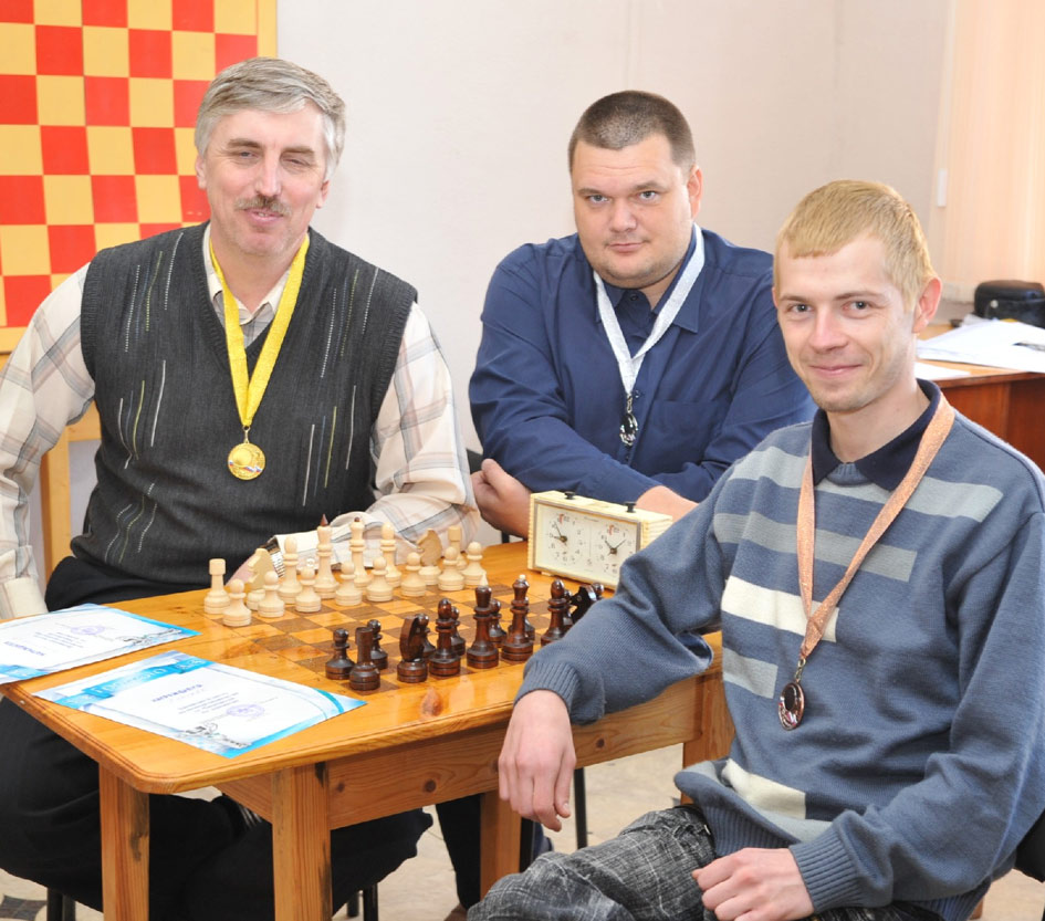 Слева направо: Б. Натальный, А. Гуков, Д. Кашкаха