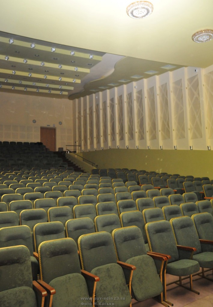 Скоро концертный зал социально-культурного центра распахнет двери для зрителей