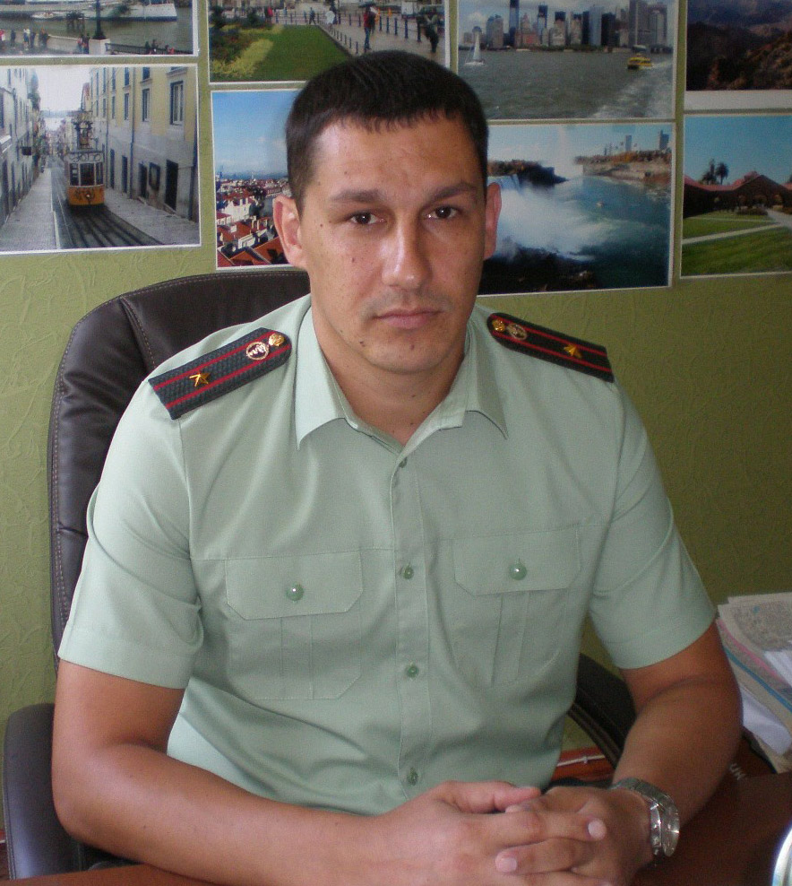 Ключников – майор полиции, заместитель начальника Павловского межрайонного отдела наркоконтроля.